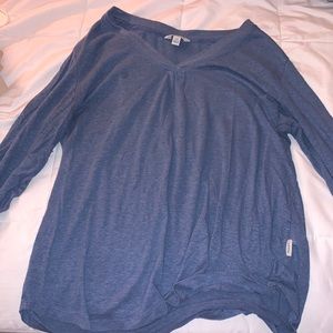 Blue shirt size Large from Kohl’s brand is orvos